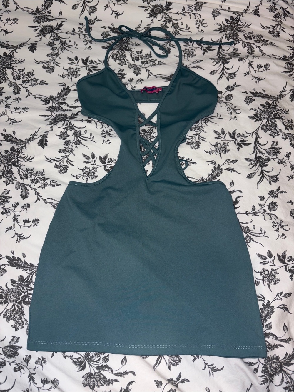 EDIKTED XS Women’s Teal Cutout Halter Dress